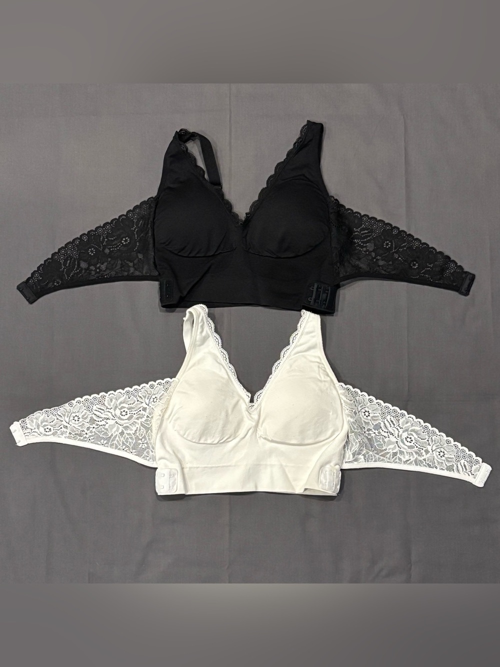 CaraMia Wireless Lift Bra Lot of 2 Black White Medium Lace CrissCross Side Hook - Picture 3 of 13